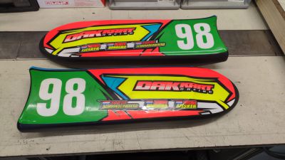 schone zijspoilers
na de race wordt alles weer omgetoverd als nieuw door michel
