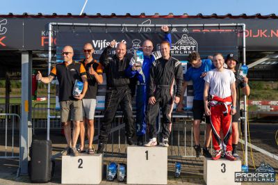 de eerste prijs
na een fantastische dag de eerste prijs. eer naar werk
